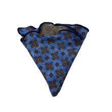 Load image into Gallery viewer, Edward Armah Reversible Pocket Circle-Blue Taupe Quatrefoil/Herringbone