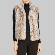 Load image into Gallery viewer, Dolce Cabo Faux Fur Vest- Grey