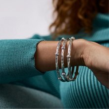 Load image into Gallery viewer, Julie Vos Savannah Bangle-Silver
