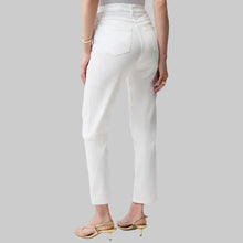 Load image into Gallery viewer, Joseph Ribkoff Gia Classic Slim Fit Stretch Jeans- White