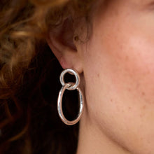 Load image into Gallery viewer, Julie Vos Catalina Link Earring-Silver