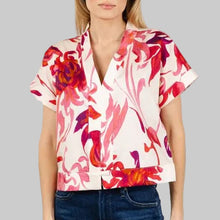 Load image into Gallery viewer, Finley Suki Popover Kyoto Floral Top-Natural/Pink