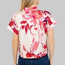 Load image into Gallery viewer, Finley Suki Popover Kyoto Floral Top-Natural/Pink