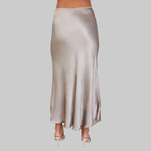 Load image into Gallery viewer, Milio Milano Silky Slip Skirt-Mocha
