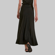 Load image into Gallery viewer, Elan Maxi Skirt-Black
