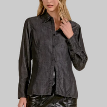 Load image into Gallery viewer, Elan Collard Button Down Blouse-Black Wash
