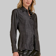 Load image into Gallery viewer, Elan Collard Button Down Blouse-Black Wash
