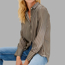 Load image into Gallery viewer, Rails Saige Button Down Shirt-Isle Stripe
