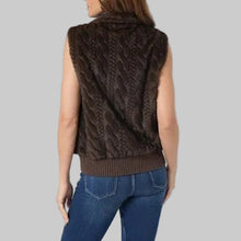 Load image into Gallery viewer, Love Token Jill Vest-Brown
