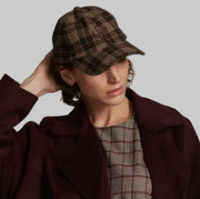 Load image into Gallery viewer, Summum Check Cap-Dark Chocolate
