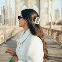 Load image into Gallery viewer, Solar Eclipse Chocolate Claw Hair Clip
