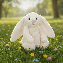 Load image into Gallery viewer, Jellycat Bashful Cream Bunny
