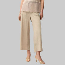 Load image into Gallery viewer, Joseph Ribkoff Seersucker Pull-On Crop Pants With Front Pockets-Parchment
