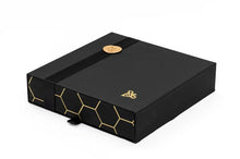 Load image into Gallery viewer, Generation Bee Soaking Salt Gift Box Set
